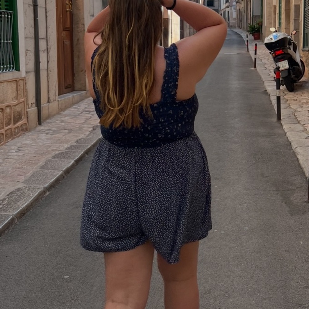 American Eagle Floral Smocked Romper - Picture 2 of 4